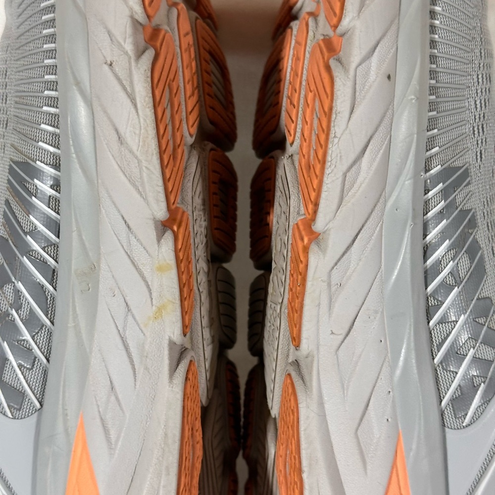 Hoka One One Bondi 7 Women's Gray and Peach Athletic Shoes - Picture 7 of 9